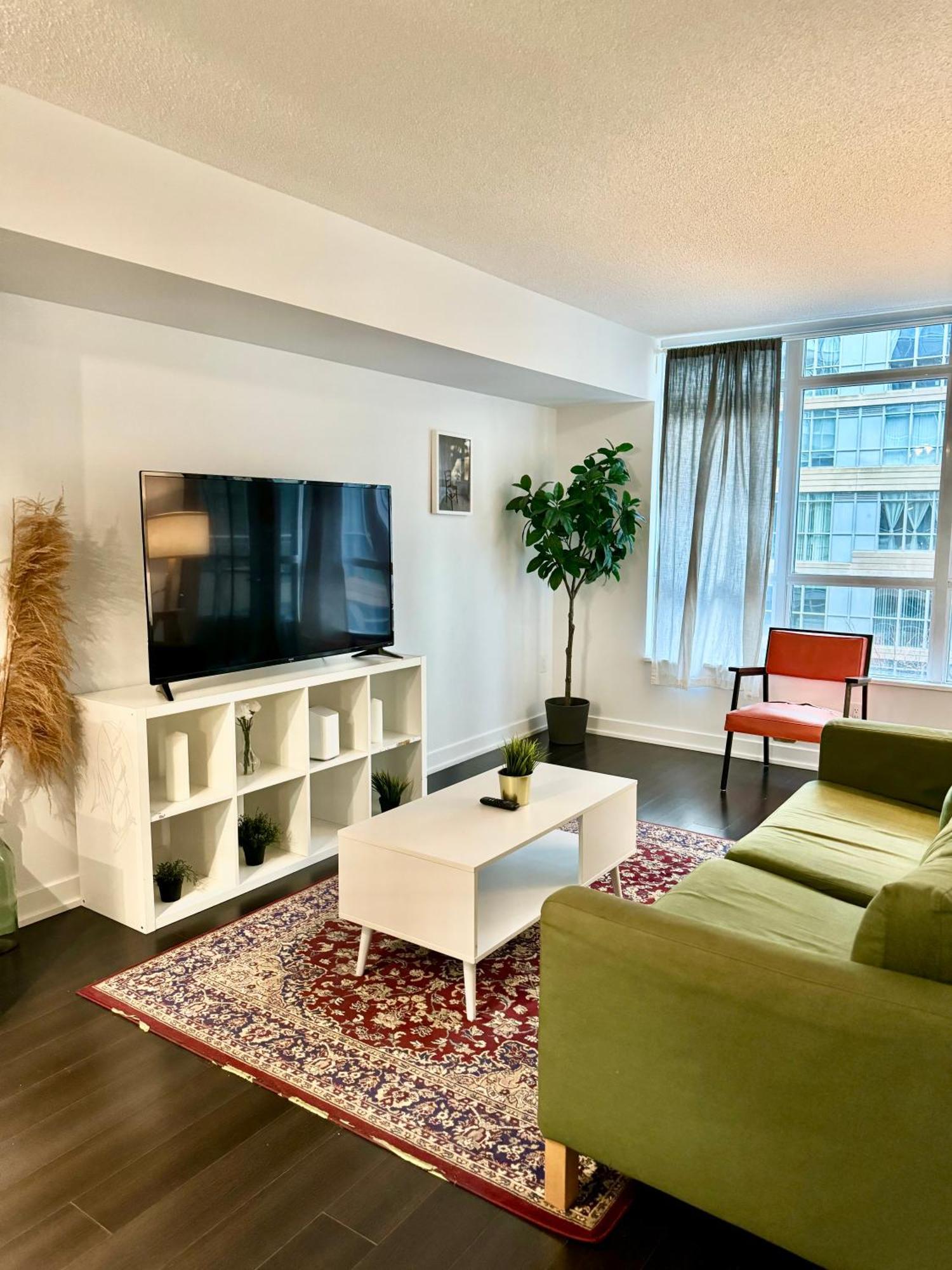 Lush Condo By Cntower - Free Parking Toronto Exterior foto